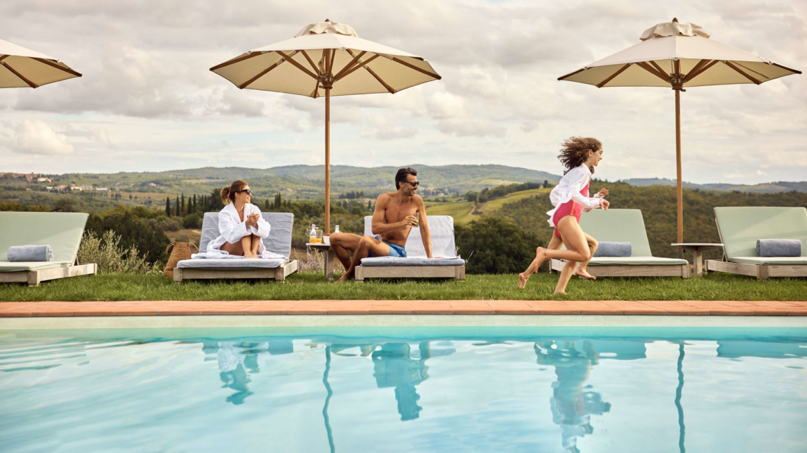 serene landscapes and adventure activities and to holistic well-being and luxury, COMO Hotels and Resorts offers precisely that. Let's discover the essence of wellness with COMO Hotels and Resorts.